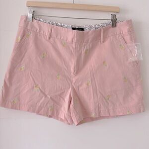 NWOT Pink Jones & Co Women's Pineapple Embroidered Shorts - Size 12